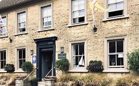 Bridge House Hotel
